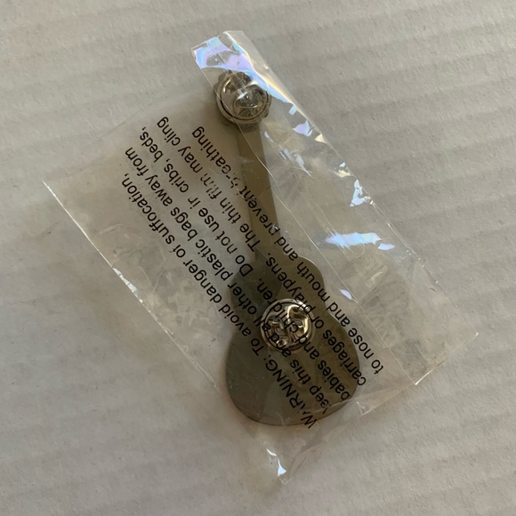 Guitar Hat Pin Lapel Tie Tack - Picture 2 of 2
